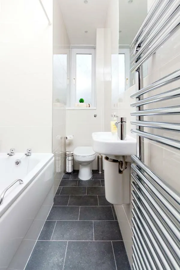 Edinburgh Near Centre Luxury Apartment